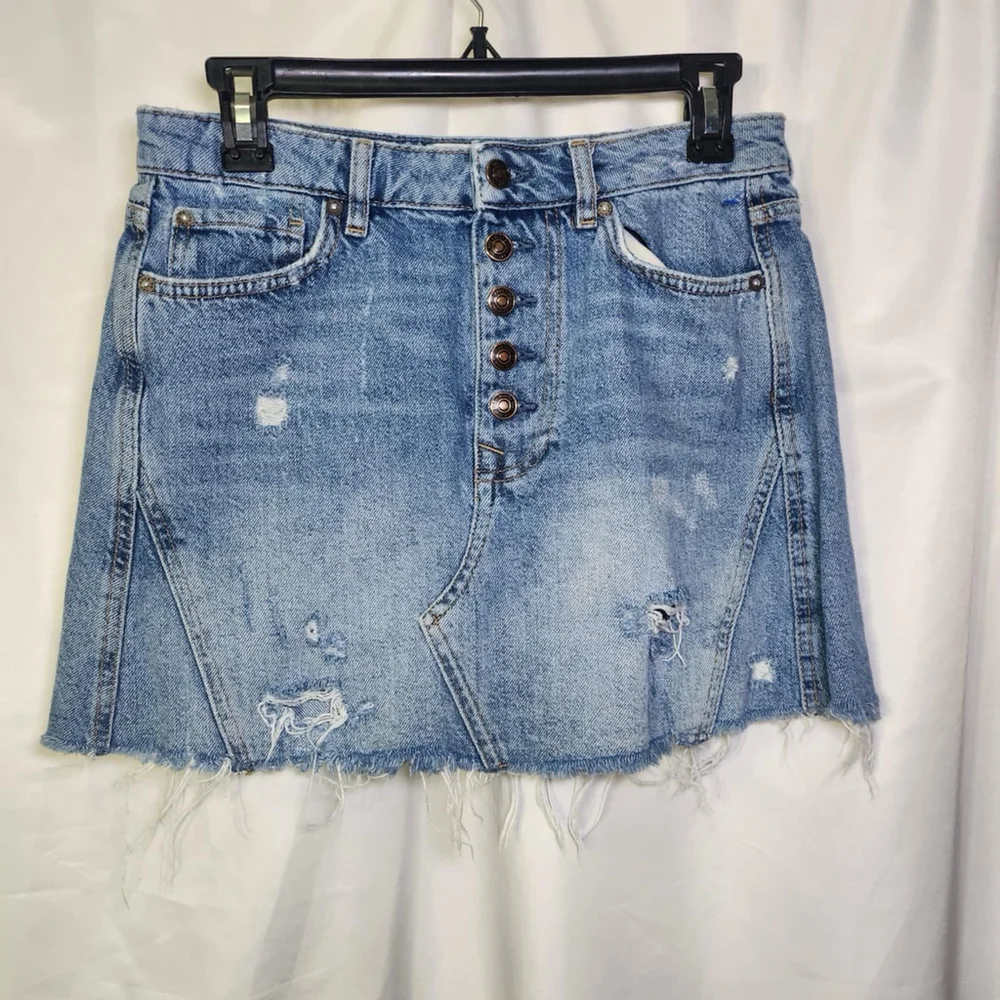 Free People We The Free A-Line Mini Skirt Women's Size 28 Blue Distressed Denim